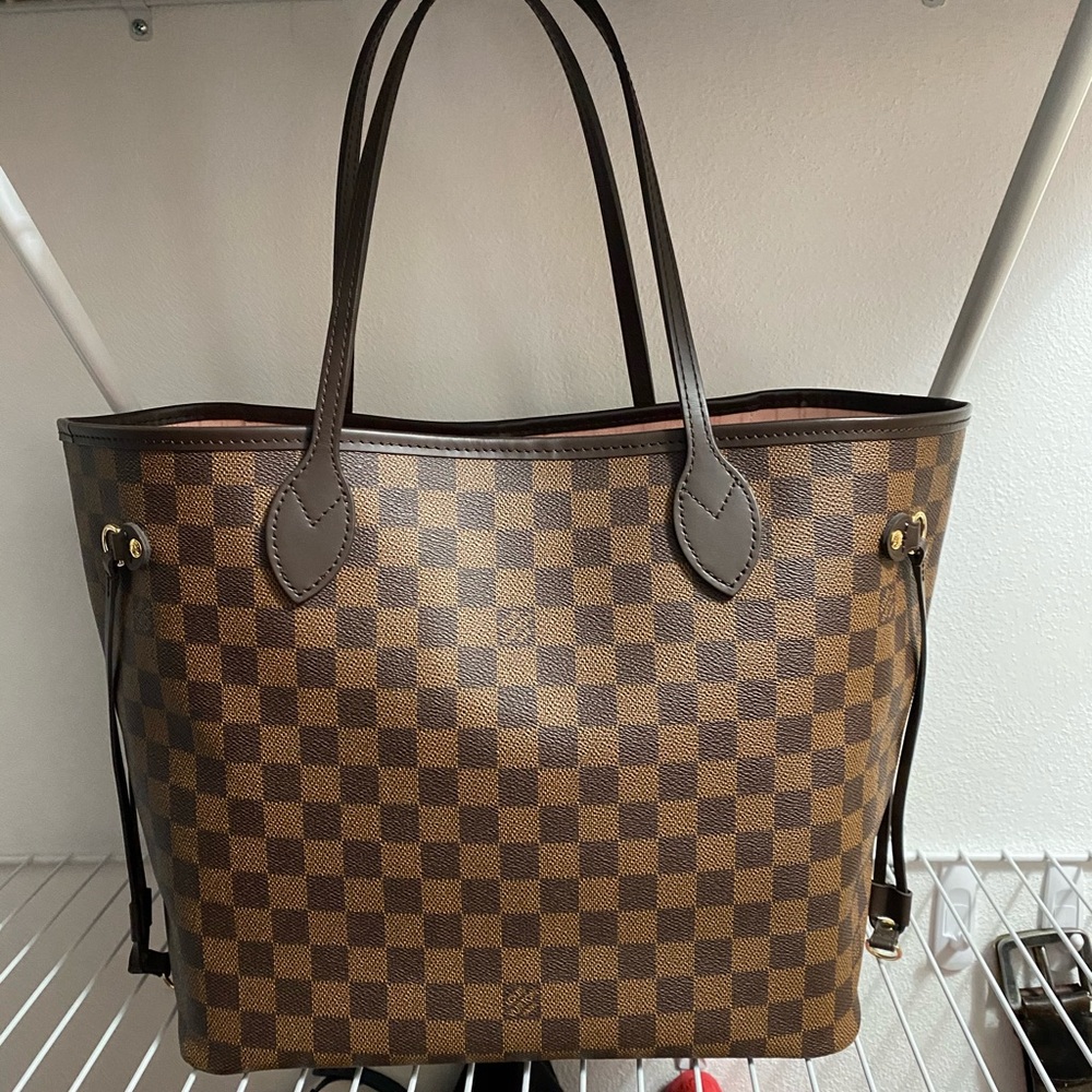 SOLD Louis Vuitton Neverfull MM Damier Ebene with Rose Ballerine Interior